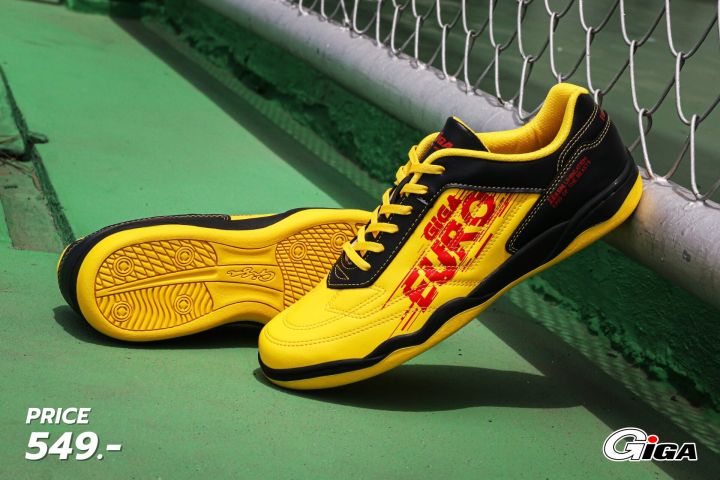 Giga%20futsal%20shoes%20fg409%20Red%20Black%20and%20White%20size%2038-44%20-%20Image%203