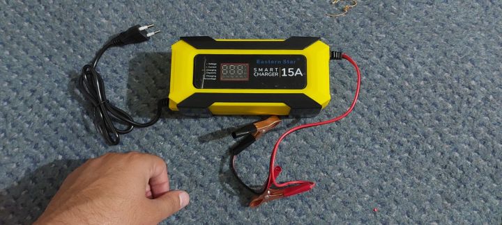 15%20Amp%2012%20volt%20battery%20charger,%20220v%20to%2012v%20dc%20charger%20-%20Image%204