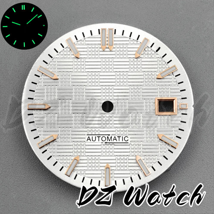 DZ%2031mm%20NH35%20Watch%20Dial%20With%20Hands%20Sets%20Luminous%203%20Hour's%20Date%20Window%20For%20NH34%20NH35%20NH36%20NH38%20NH70%20NH71%20NH72%20Automatic%20Movement%20-%20Image%207