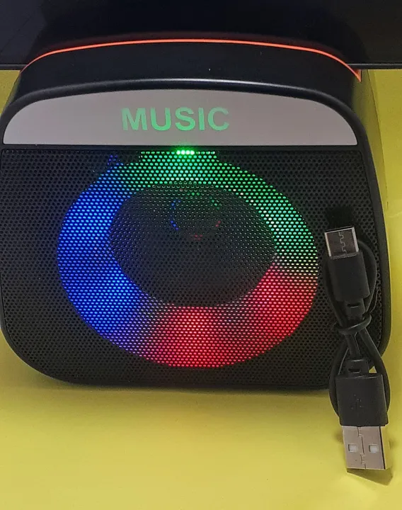 X-922%20Wireless%20Portable%20Bluetooth%20Speaker%20%E2%80%93%20Outdoor%20Waterproof%20Subwoofer,%20Multi-Function%20Home%20&%20Travel%20Speaker%20with%20Mobile%20Stand%20-%20Image%203