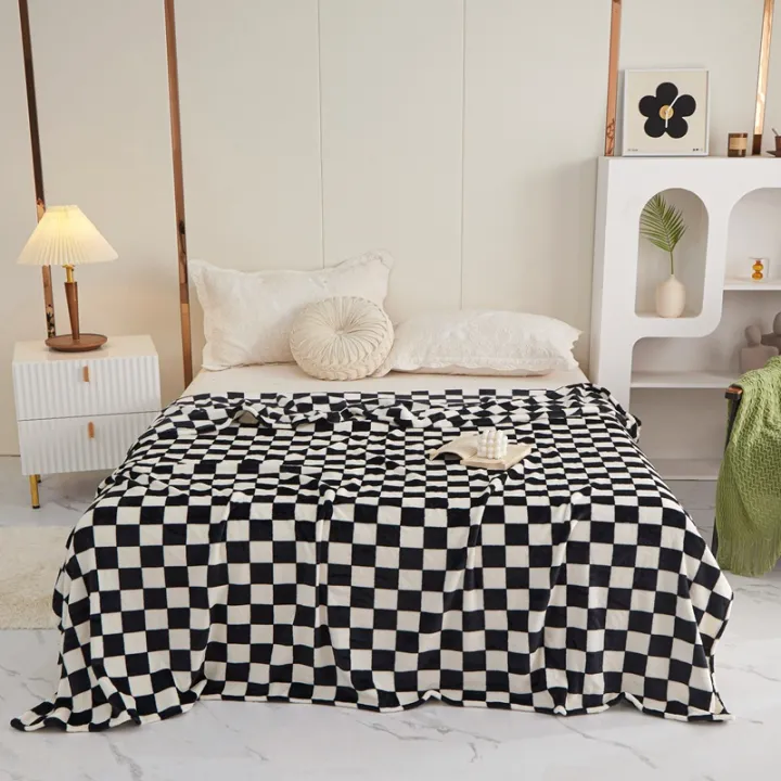 New%20Ins%20Checkerboard%20Blanket%20Classic%20Plaid%20Sofa%20Blanket%20Spring%20and%20Summer%20Air%20Conditioning%20Blanket%20Office%20Nap%20Shawl%20Cushion%20-%20Image%202