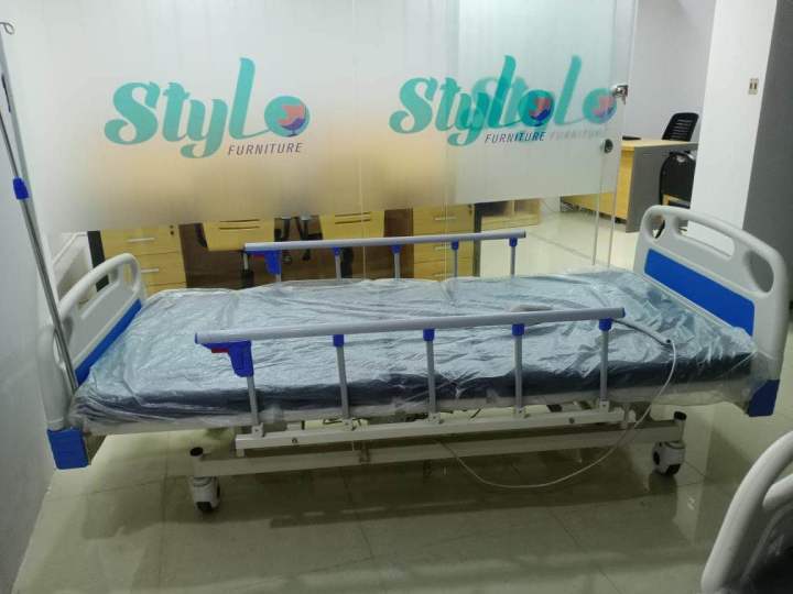 Electric%20Hospital%20Bed%20Three%20Function%20-%20Image%205