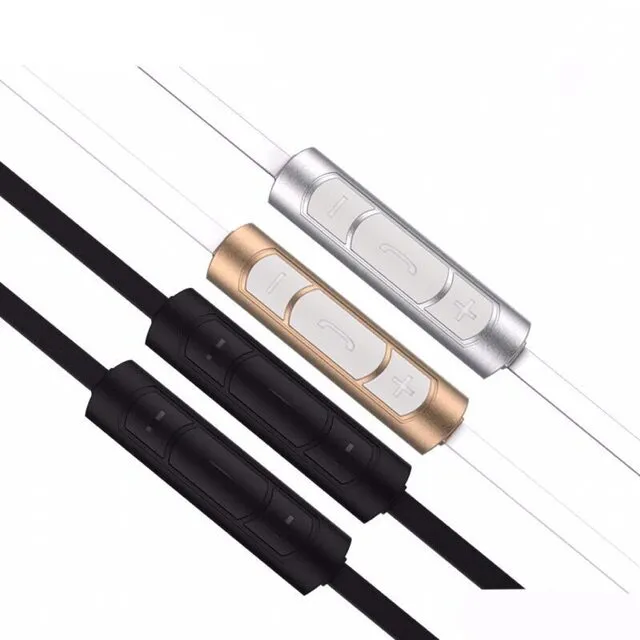 Sy%20ReMax%20RM-610D%20headphones%20-%20Image%208