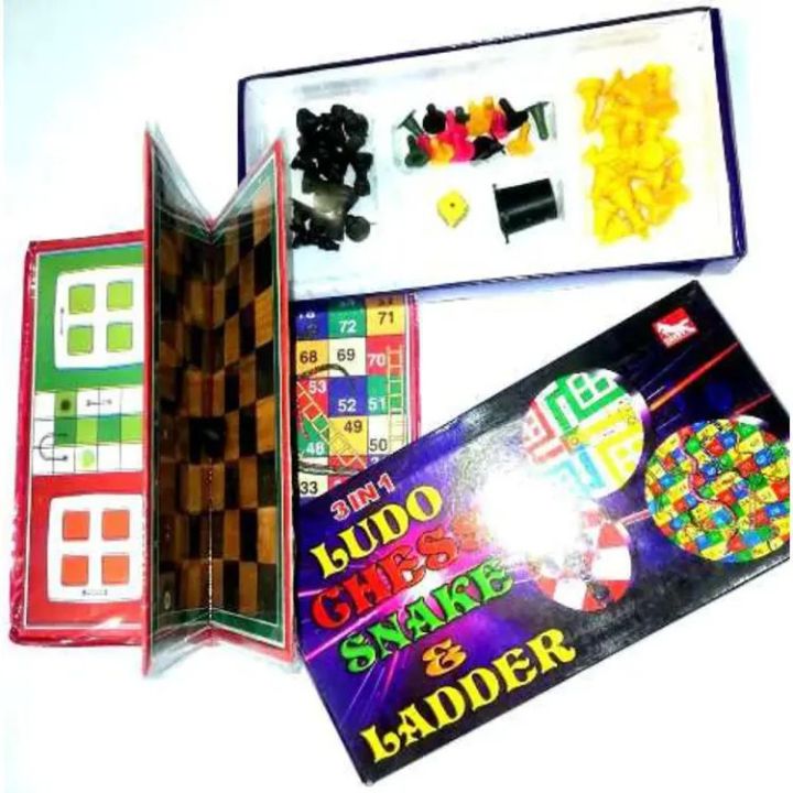 3 in 1 Chess ,Luddu and Snwck Ladder Game Mini Board (10 inche)