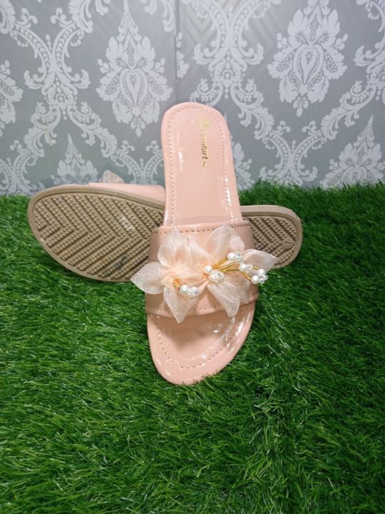 New%20Chappal%20for%20women%20and%20girls%20-%20Image%203