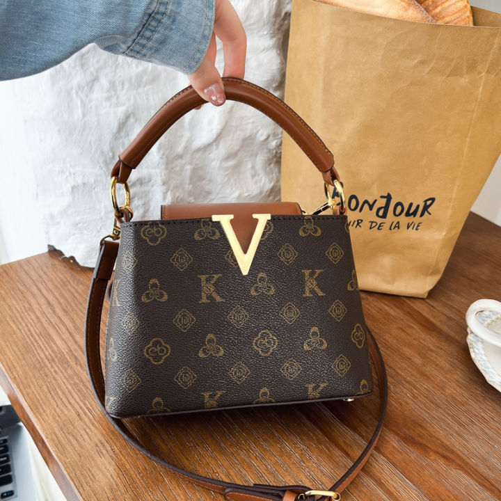 High-quality Appearance Patterned Diagonal Crossbody Bag with Large Capacity for Women, High-end and Luxurious Casual Retro Shel