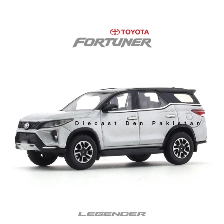 Toyota%20Fortuner%20Legender%20(RHD)%20Diecast%20Model%20%7C%20Size:%207%20cm%20-%20Image%206