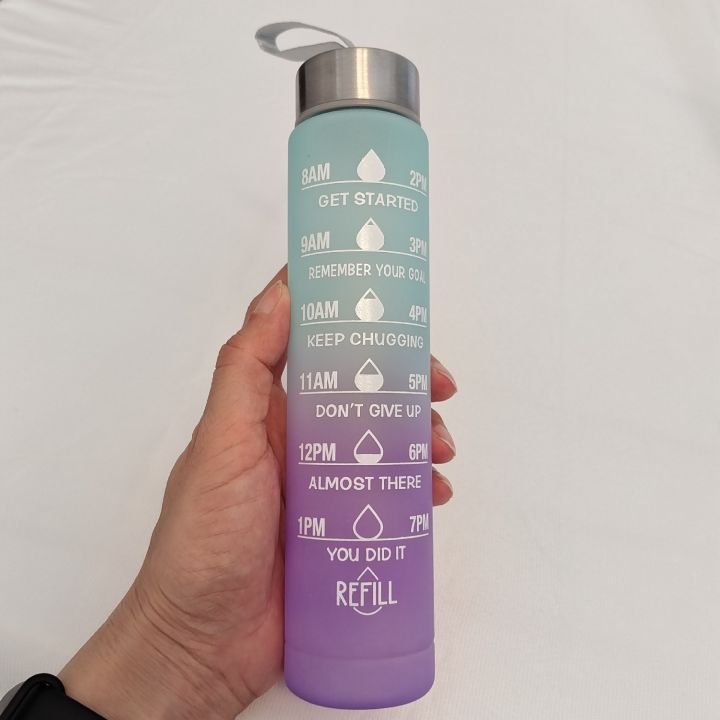 300ml%201pc%20Gradient%20Frosted%20Water%20Bottle%20-%20Image%203