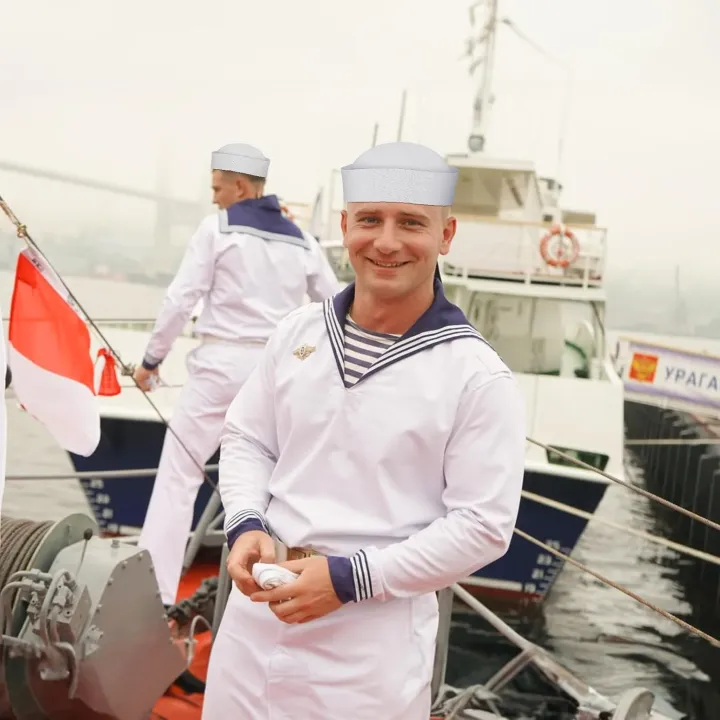 White%20Sailor%20Hat%20for%20Adults%20Navy%20Captain%20Hats%20Nautical%20Hats%20Yacht%20Ship%20Caps%20Costume%20Sailors%20Cap%20Dressing%20Up%20Party%20Cosplay%20Prop%20-%20Image%202