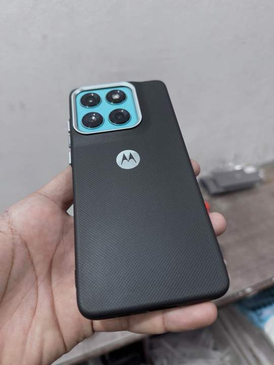 Motorola%20Edge%2060%20fusion%20slim%20protective%20soft%20back%20&%20ARMOUR%20cover%20With%20leather%20texture%20-%20Image%204