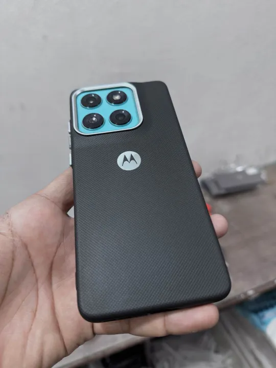 Motorola%20Edge%2060%20fusion%20slim%20protective%20soft%20back%20&%20ARMOUR%20cover%20With%20leather%20texture%20-%20Image%204