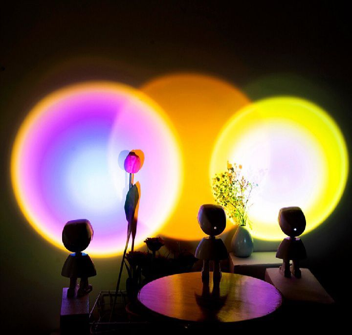 Space%20themed%20night%20light%20LED%20Astronaut%20Sunset%20light%20Rainbow%20Projection%20Night%20Light%20-%20Image%208