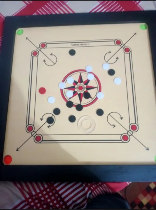 36%20inch%20Wooden%20Carrom%20Board%20Game%20With%20Striker%20and%20Coins%20Set%2036%20Inches%20Large%20-%20Image%206