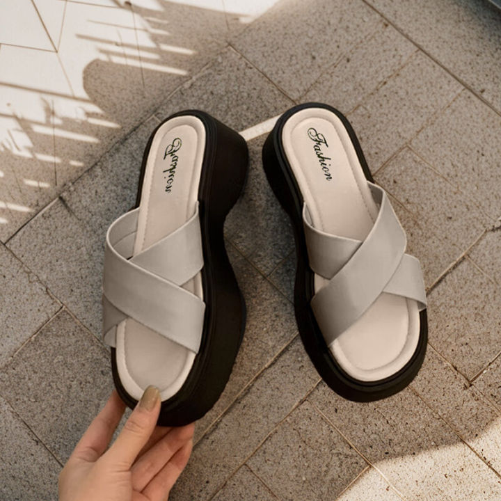 Kdashop%20fast%20delivery%20from%20Thailand%20sandals%20with%20cross%20straps%20new%20design,%20beautiful%20work,%20good%20heel%20support,%20comfortable%20to%20wear,%20not%20aching,%20no%20pain,%20girls%20see%20it%20as%20a%20must%20scream%20to%20hurry%20to%20buy%20it.%20-%20Image%209