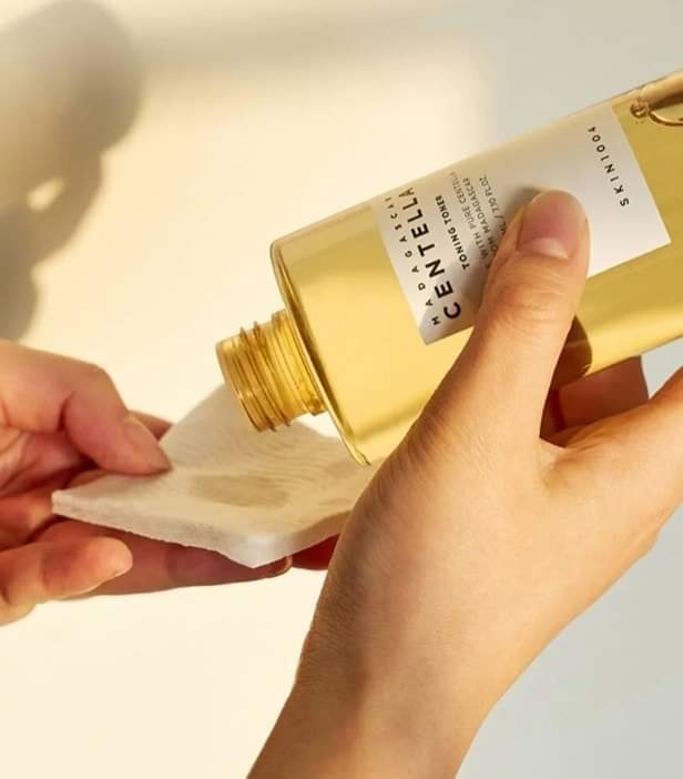 Skin%201004%20Centella%20Toning%20Toner%20-%20Image%204