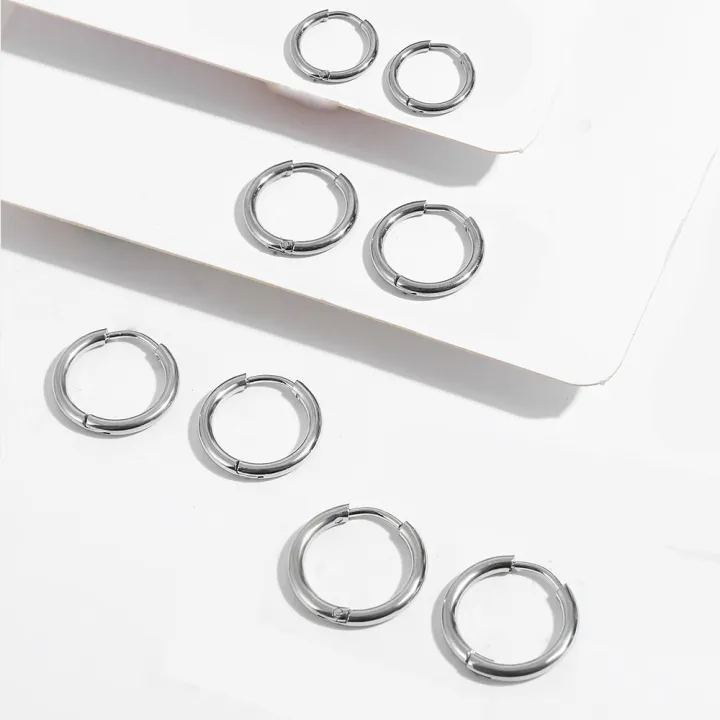 4Pairs%20Stainless%20Steel%20Solid%20Round%20Rings%20Huggies%20Earrings%20Set%20for%20Women%20Men%20Stackable%2018K%20Gold%20Plated%20Tiny%20Ear%20Cartilage%20Hoops%20-%20Image%205