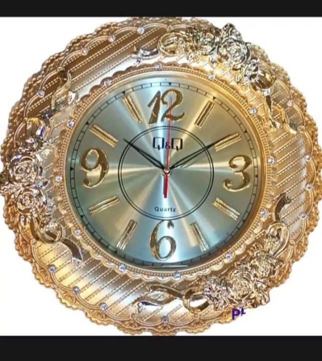 Fancy%20wall%20Clock%20-%20Image%202