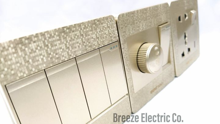 Wener%20Gang%20Switch%20Standard%20Value%20Pack:%204%20Gang+%20Fan%20Dimmer+13A%205%20pin%20Multi%20Socket+3%20gang%20Plastic%20Back%20Cover.%20-%20Image%206