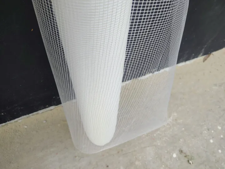 Fiberglass%20Mesh%20for%20wall%20crack%20repair%20&%20waterproofing%20-%20Image%204