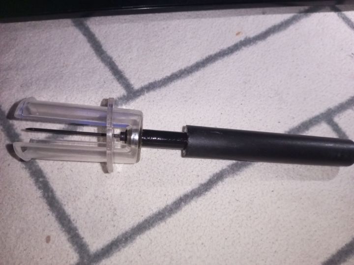 Pin-type%20Pneumatic%20Corkscrew%20for%20%20wine%20Kitchen%20Gadgets%20Manual%20Bottle%20Opener%20for%20%20Opening%20-%20Image%205