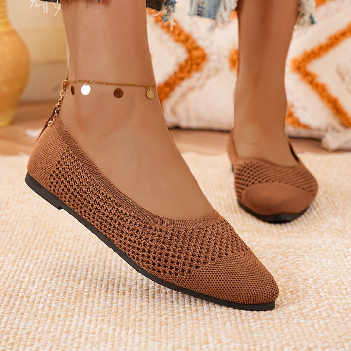 Women%20Lightweight%20Solid%20Knitted%20Shoes%20Women%20Pointed%20Toe%20Flats%20Breathable%20Mesh%20Casual%20Ballet%20Sneakers%20Slip%20on%20Ladies%20Loafers%20-%20Image%205