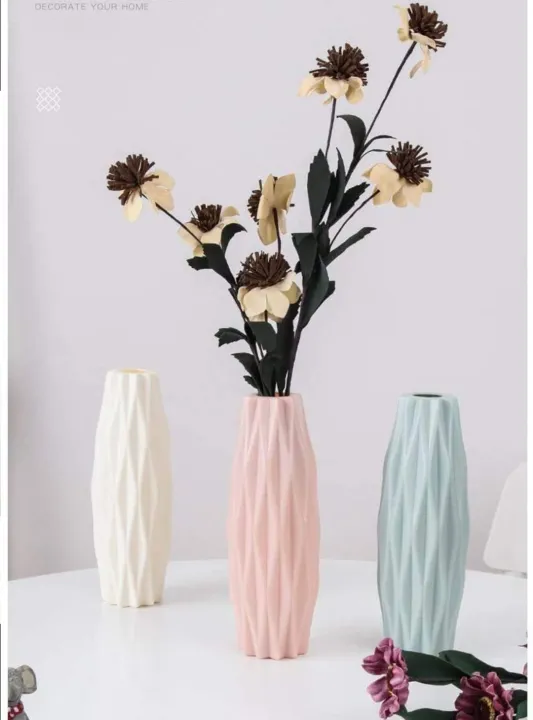Pack%20of%202%20Plastic%20Vases%20for%20Artificial%20Plants%20and%20Bunches%20Unbreakable%20Design%20-%20Image%204