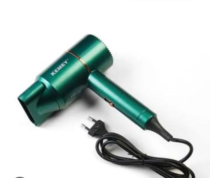Mini%20Folding%20Hair%20Dryer%20%7C%20650W%20Fast%20Drying%20%7C%20Negative%20Ion%20Technology%20%7C%20Portable%20Professional%20Hair%20Dryer%20-%20Image%207
