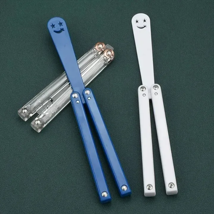 Plastic%20Butterfly%20Handshake%20Knife%20Prop%20Unedged%20Folding%20Training%20Toy%20for%20Cosplay%20Dress%20Up%20Props%20-%20Image%203