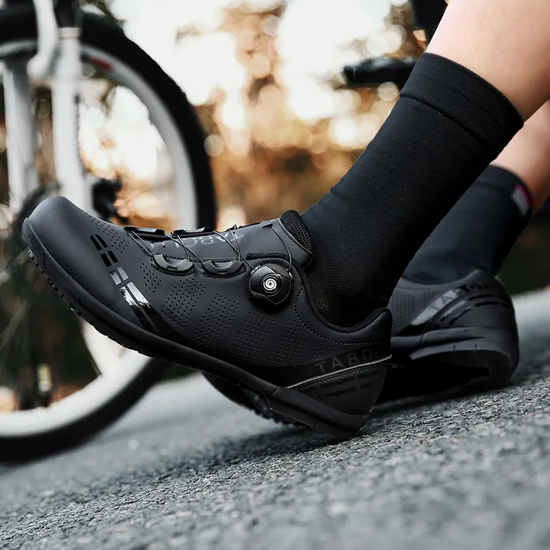 Bike shoes without cleats online