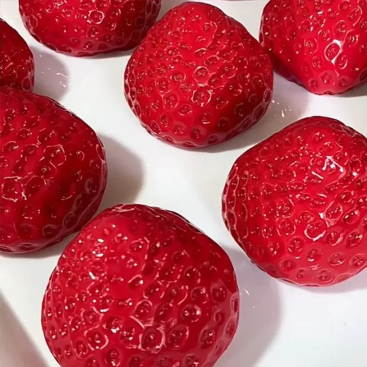 Big%20Strawberry%20Squeeze%20Taba%20Squishy%20Toy%20Kawaii%20Red%20Pink%20Squishies%20Fidget%20Toy%20Fruits%20Vegetables%20Soft%20Girl%20Birthday%20%20Toy%20-%20Image%204