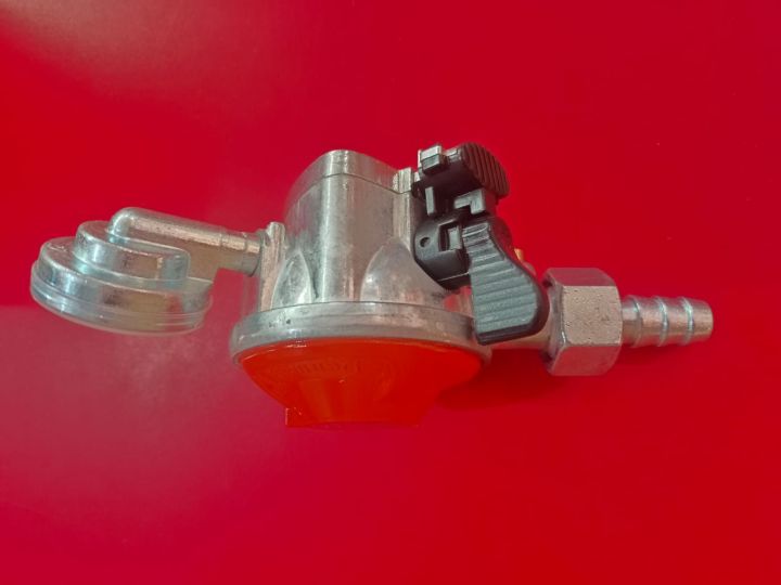Automatic%20Gas%20cylinder%20Regulator%20-%20Image%202