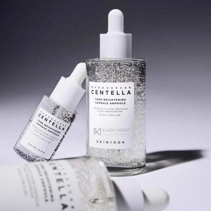 SKIN1004%20Madagascar%20Centella%20Tone%20Brightening%20Capsule%20Ampoule%2030ml%20-%20Image%202