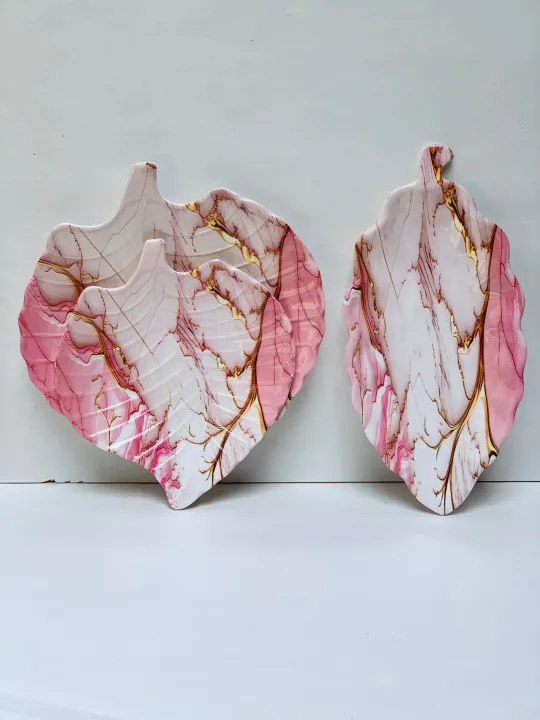 Melamine%20Leaf%20Platter%20tray%20For%20serving%20Fruits%20And%20Salads%20pack%20of%203%20ko%20-%20Image%202