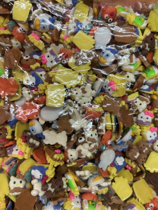 S0490%20random%20pattern%20Crocs%20Jibbitz%20jibbit%201%20PCs%20PVC%20gum%20paste%20shoes%20accessories%20DIY%20shoe%20decoration%20-%20Image%208