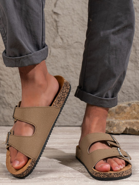 Men's Fashionable Slippers for Home and Outdoor Waterproof Non-Slip Slip-On Fashionable Versatile Slippers