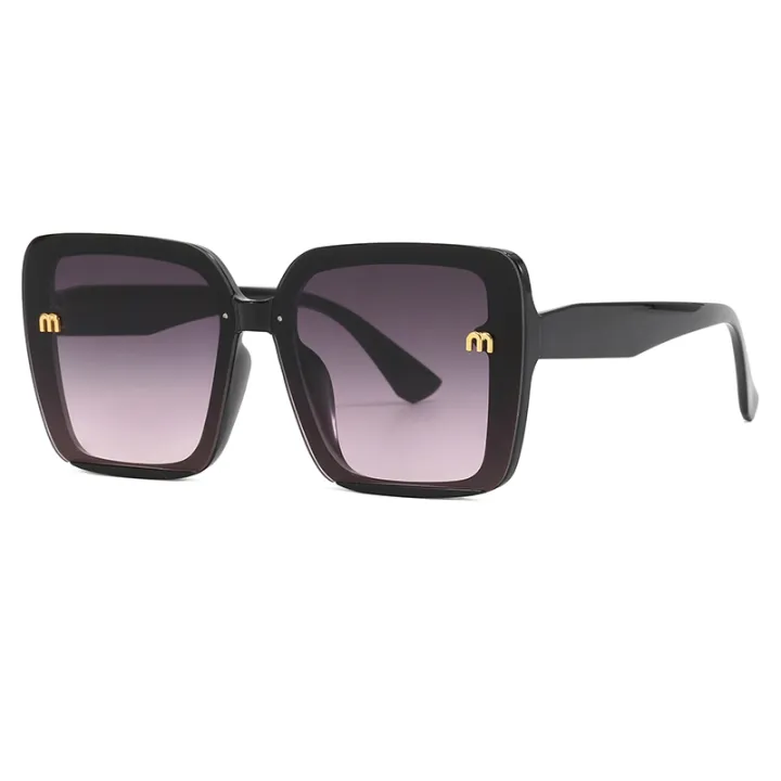 Brand%20Sunglasses%20Women's%20Square%20Classic%20Large%20Frame%20Fashion%20Men's%20Rectangular%20Letter%20Design%20Retro%20Sun%20Glasses%20UV400%20-%20Image%204