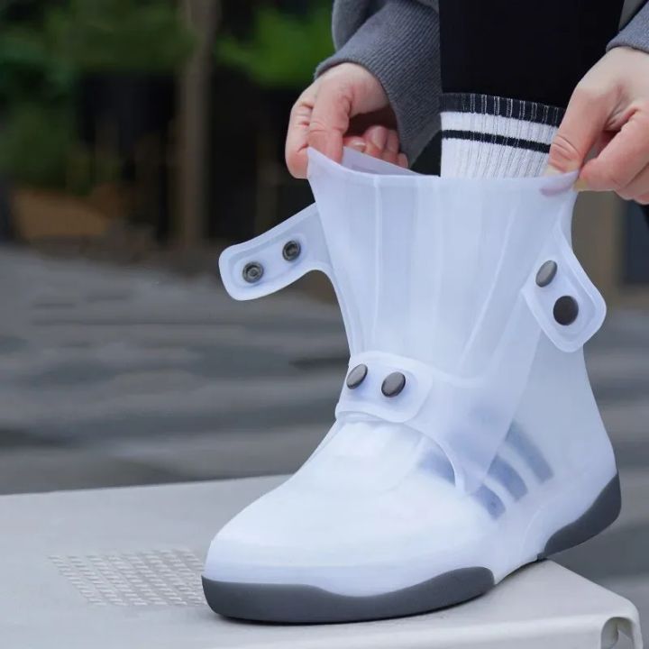 1set%20Two%20Tone%20Shoe%20Covers%20Waterproof%20Overshoes%20Washable%20Anti%20Skid%20Shoe%20Covers%20With%20Button%20White%20Durable%20Shoe%20Covers%20-%20Image%203