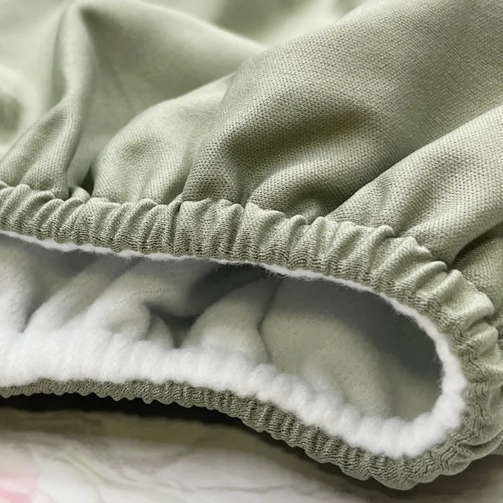 Plus%20Size%20Reusable%20Adult%20Diapers,%20Soft%20Elderly%20Incontinence%20Underwear,%20Washable%20Cloth%20Diaper%20for%20Men%20and%20Women%20Without%20Insert%20-%20Image%206