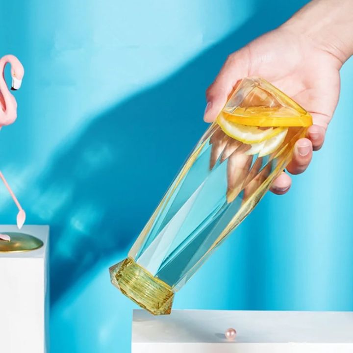 Water%20Bottle%20Glass%20With%20Gift%20Box%20-%20Image%205