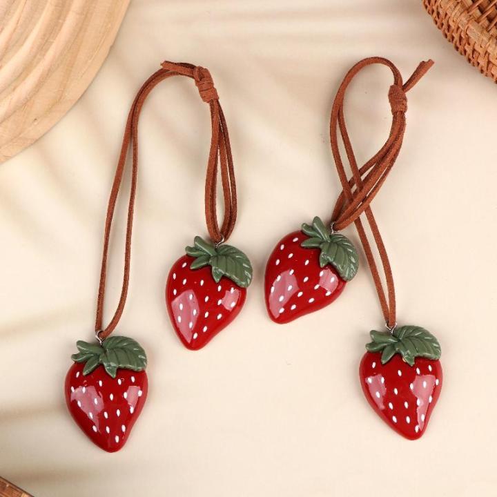 New%20Cute%20Strawberry%20Bag%20Pendant%20Braided%20Strawberry%20Ornaments%20Creative%20Keychain%20Strawberry%20Car%20Hanging%20-%20Image%202