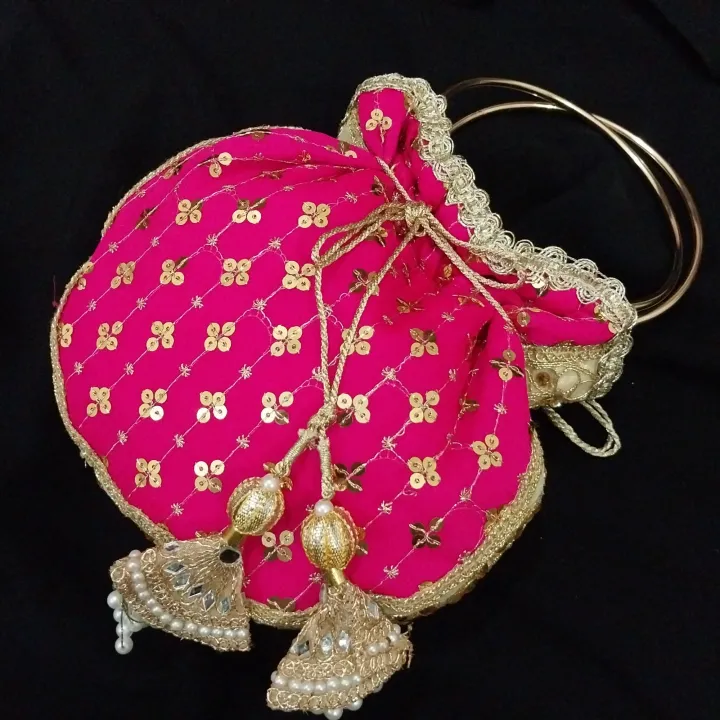 latest%20potli%20pouch%20purse%20clutch%20bag%20with%20round%20metal%20handle%20-%20Image%205