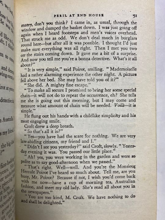 PERIL%20AT%20END%20HOUSE%20BY%20AGATHA%20CHRISTIE%20-%20Image%203