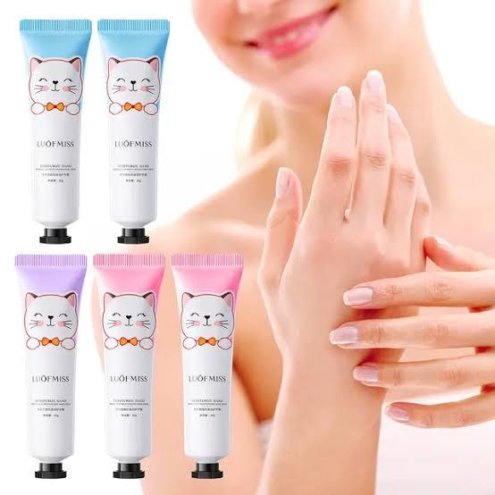 Luofmiss Beautecret Cute Moisturize cat hand Cream