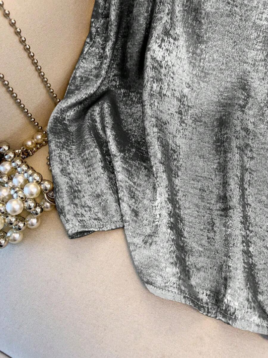 plus%20Size%20Elegant%20Sleeveless%20Top%20Luxury%20Metal%20Series%20Fashionable%20Casual%20Wear%20for%20Women%20-%20Image%205