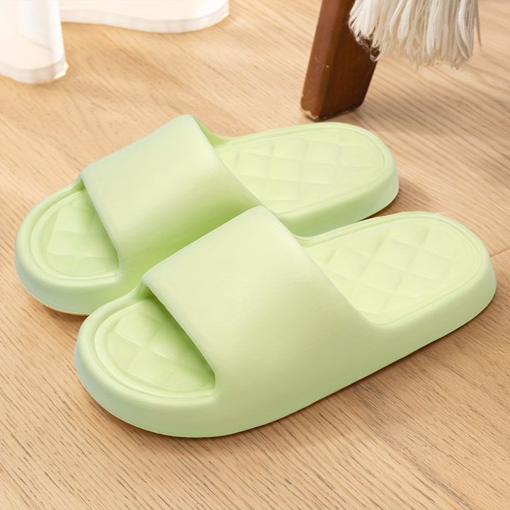 2025%20New%20Men's%20Trendy%20Summer%20Slippers%20-%20Soft%20Anti-Slip%20Sole%20Cloud%20Sandals%20for%20Home,%20Beach,%20Indoor%20&%20Outdoor%20-%20Image%204