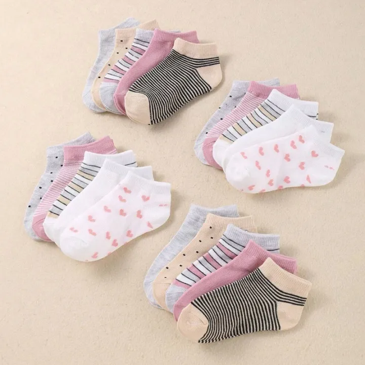 10%20Pairs%20Adorable%20Kid's%20Socks%20-%20Comfortable%20Socks%20Suitable%20for%20Boys%20and%20Girls,%20Featuring%20Stripes%20and%20Heart-Shaped%20Patterns%20-%20Image%202