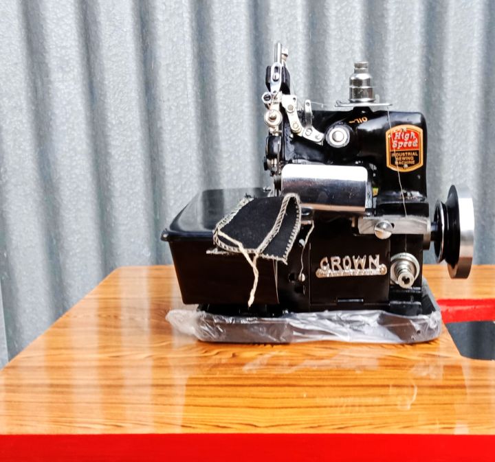 Sewing%20Machine%20Overlock%20Crown%20Set%20-%20Image%202