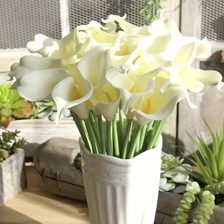 20pcs%20Vibrant%20Artificial%20Calla%20Lily%2034cm%20PU%20Fake%20Flower%20Artificial%20Calla%20Lily%20Wedding%20Bridal%20Bouquet%20Birthday%20Party%20Home%20Decor%20-%20Image%204