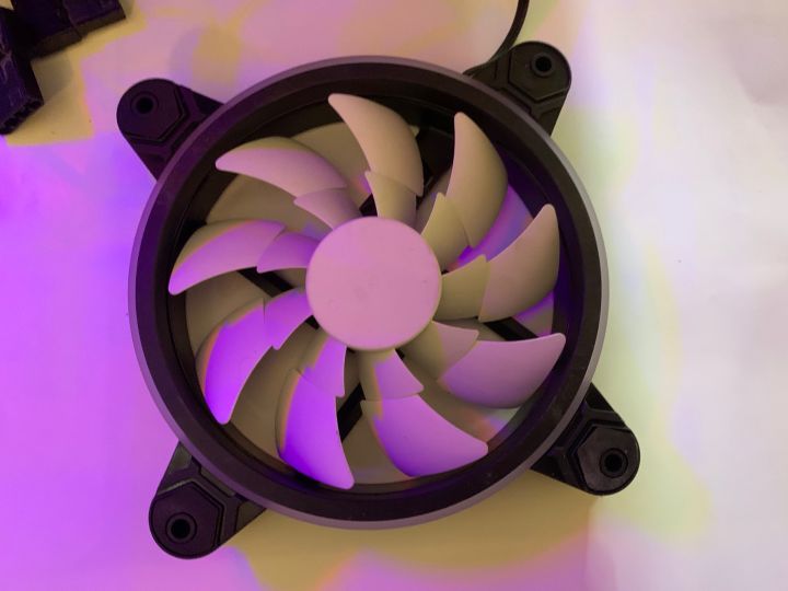 RGB%20color%20gaming%20Pc%20casing%20fan%20Goldenfield%20-%20Image%204