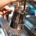 Coffee Milk Jug Easy Pour Spout Espresso Milk Cup Stainless Steel Europa Professional Milk Pitcher Steaming Jug 300/450/700ml.